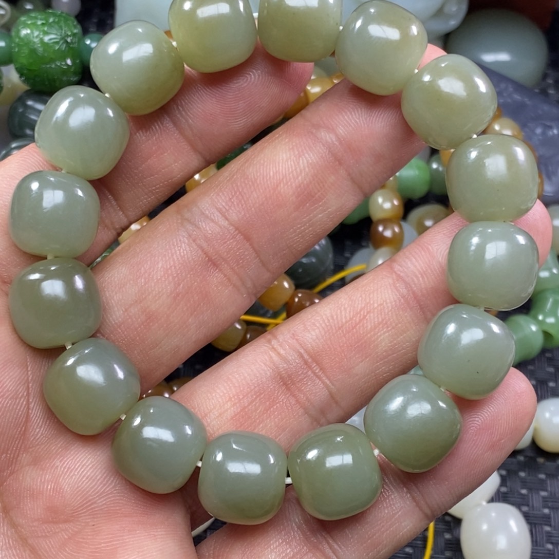 和田玉手链未镶嵌