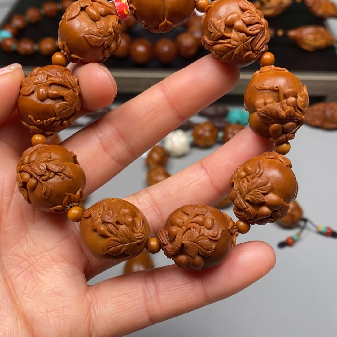 橄榄核吊坠葫芦手串