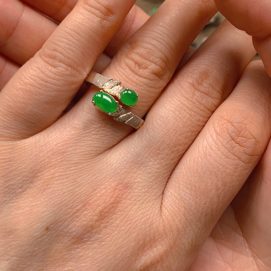 翡翠戒指未镶嵌翡翠蛋面