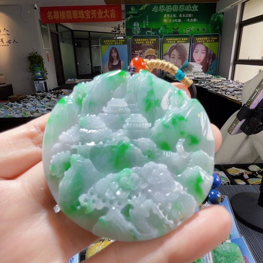 颈饰未镶嵌翡翠翡翠