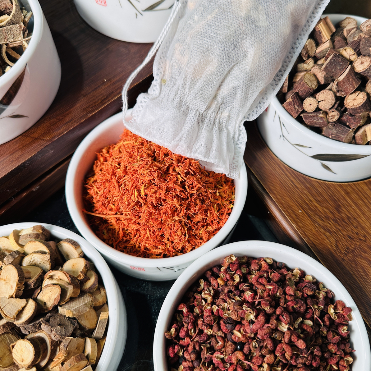 【道学秘方】驱寒除湿艾草干姜桂枝花椒真材实料足浴包泡澡通用