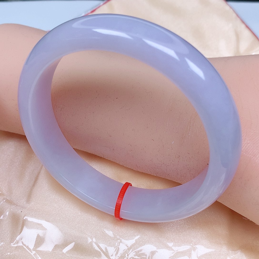 【闪购商品】翡翠手镯未镶嵌，58