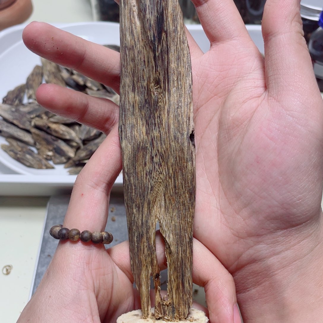 沉香沉香碎屑王****）棋楠沉香碎粒老料