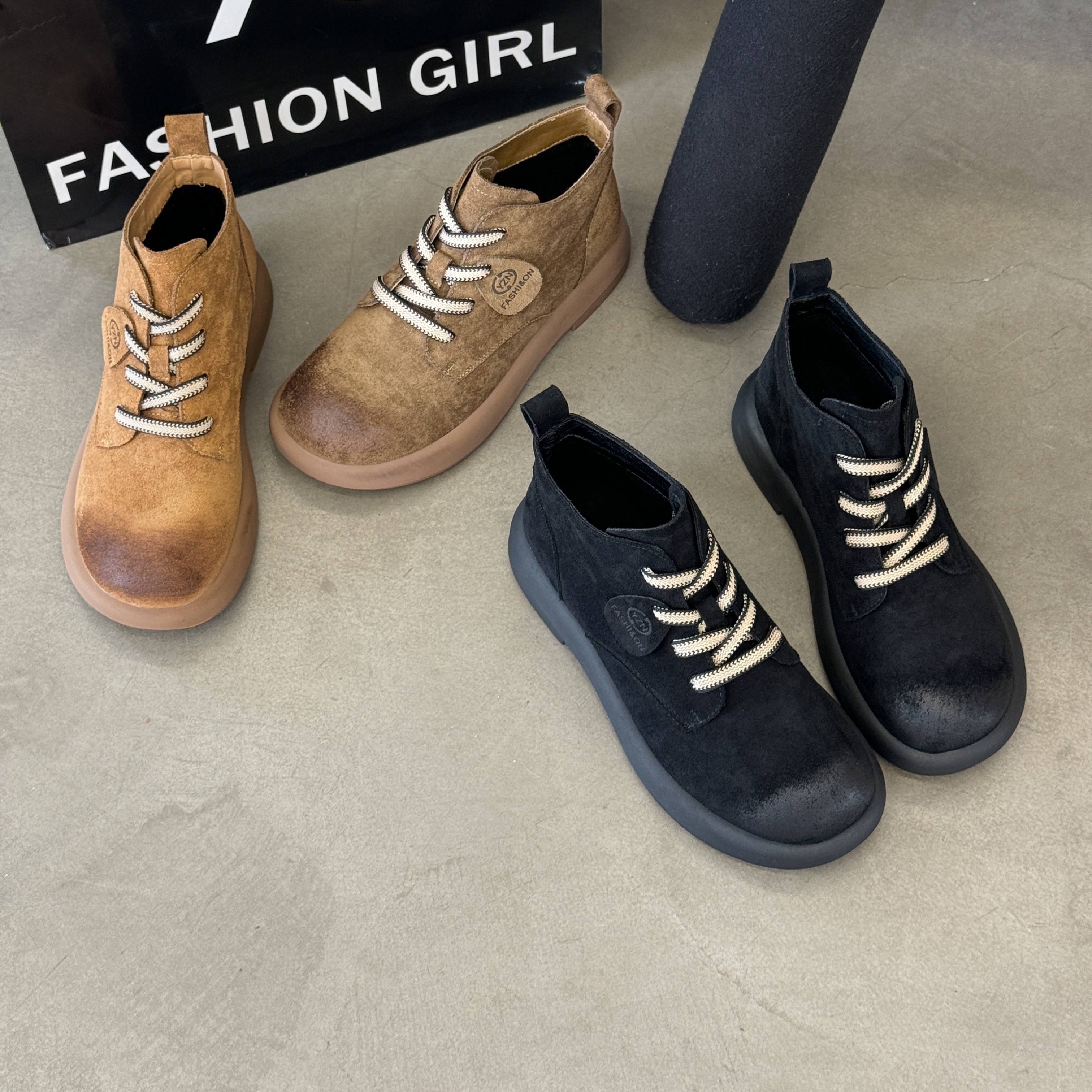 女式新款防滑前系带平底短靴时尚系带靴子雪地靴冬季高帮英伦棉鞋