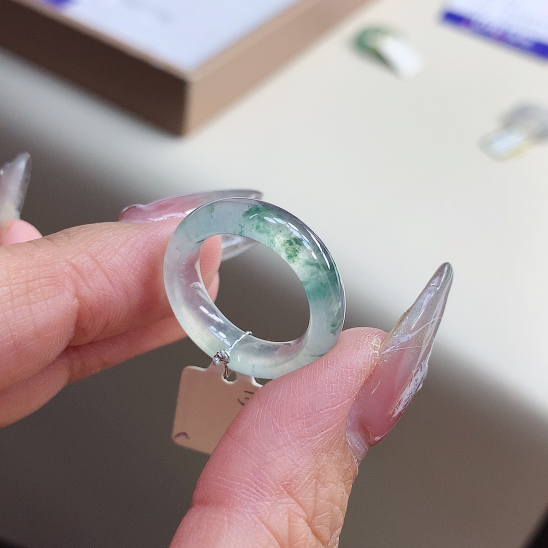 翡翠戒指未镶嵌12号