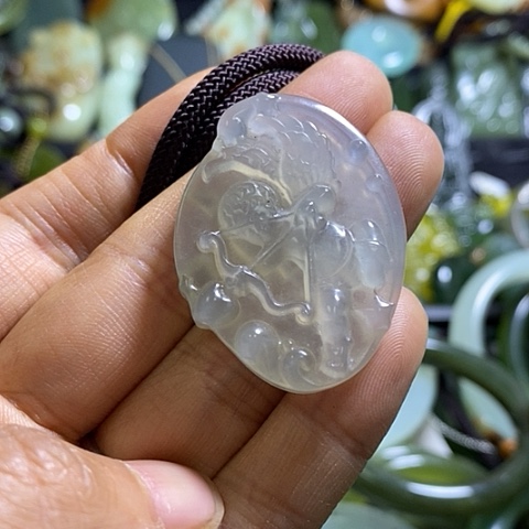 岫玉颈饰未镶嵌挂件