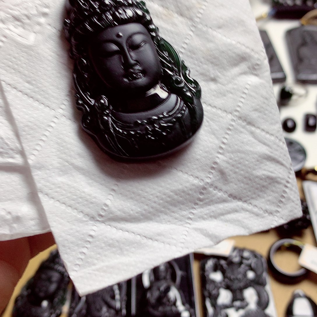 翡翠未镶嵌颈饰⁽****?天然翡翠