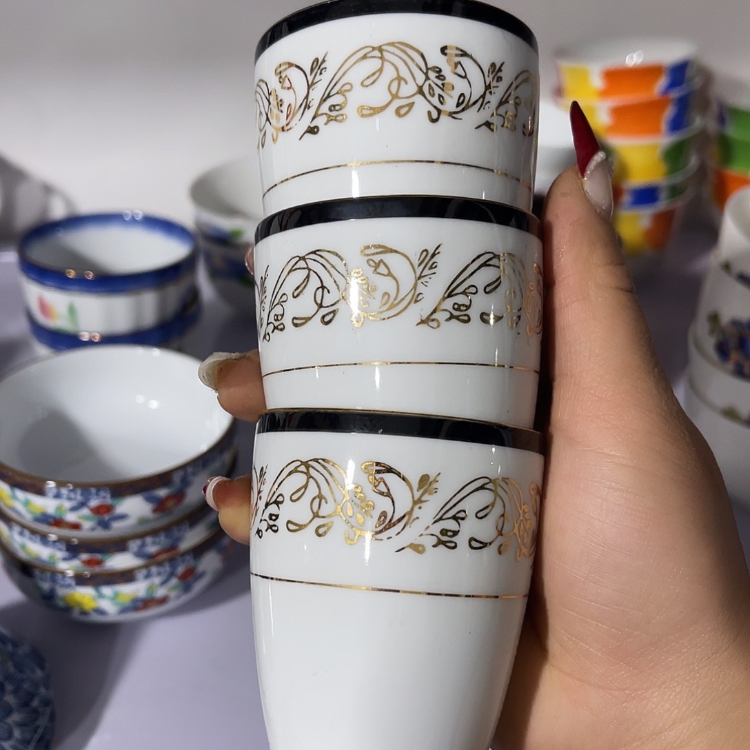 瓷片莲*嗯！羽毛球赛也很难看起来