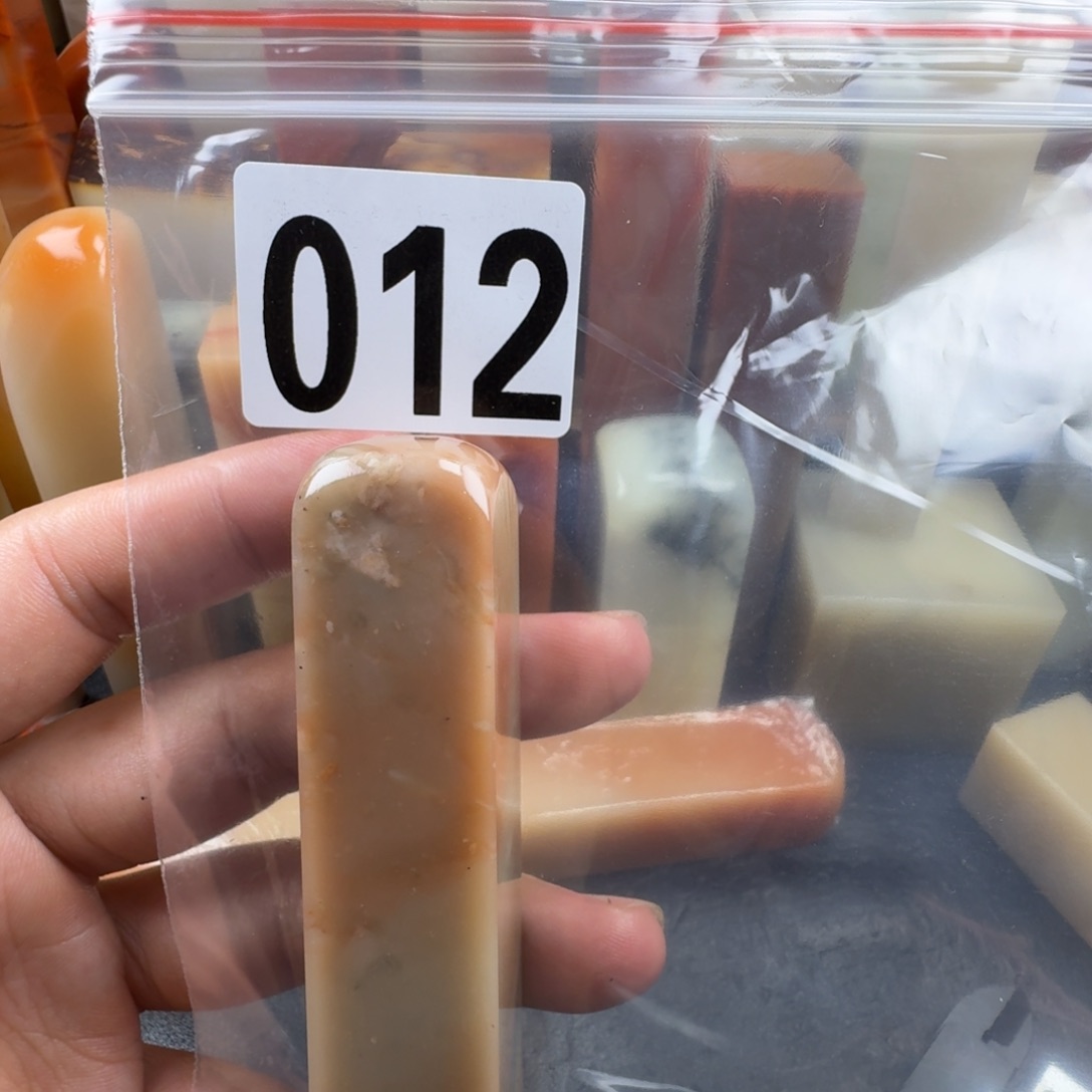 凡***秋老挝石gjbbbbbnnn