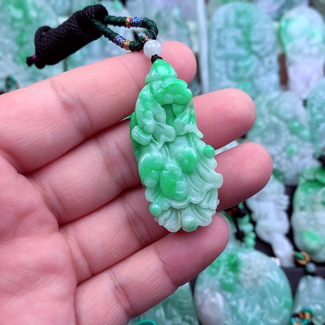 翡翠吊坠(不含链)未镶嵌