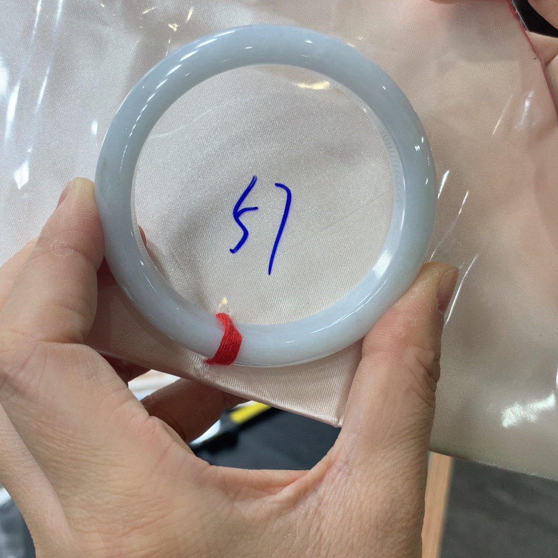 翡翠未镶嵌手镯翡翠