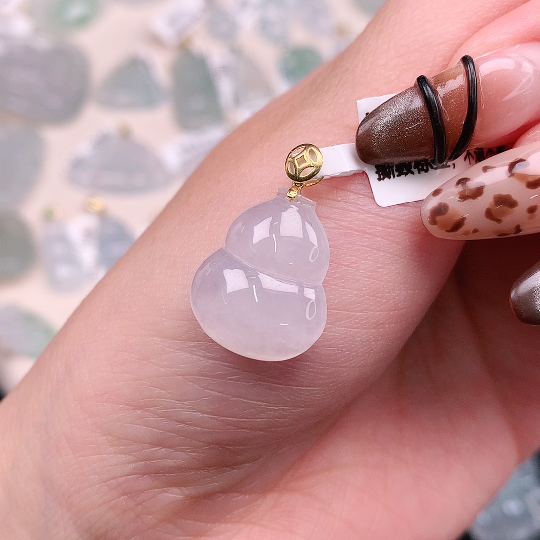 翡翠颈饰18K金镶嵌冰葫芦23.5、18、 15、5