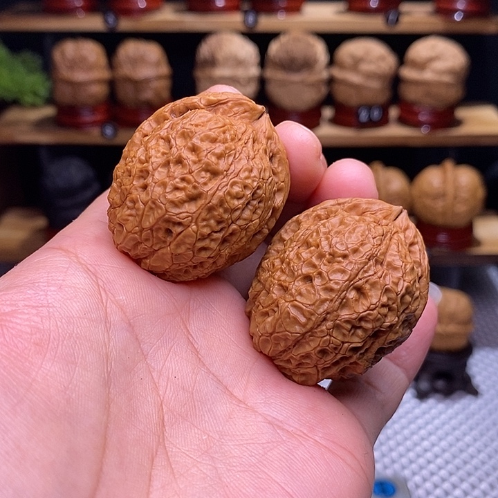 文玩核桃吊坠铁锤13