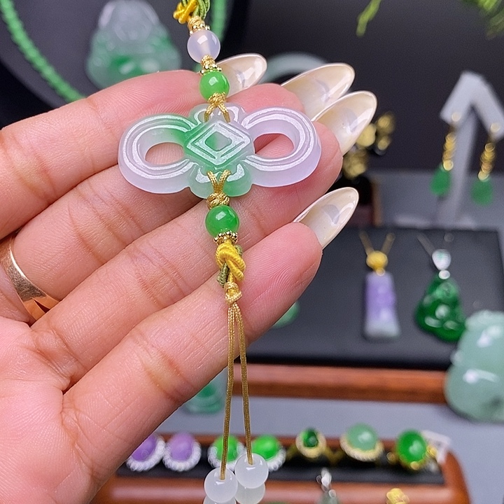 吊坠(赠链)未镶嵌翡翠