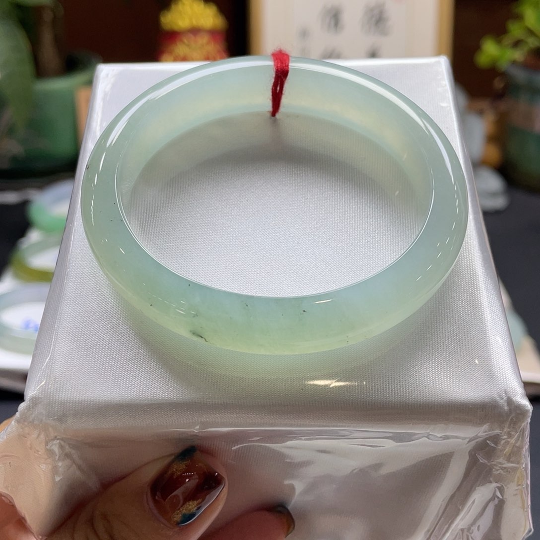 翡翠未镶嵌手镯6号54.6贵妃