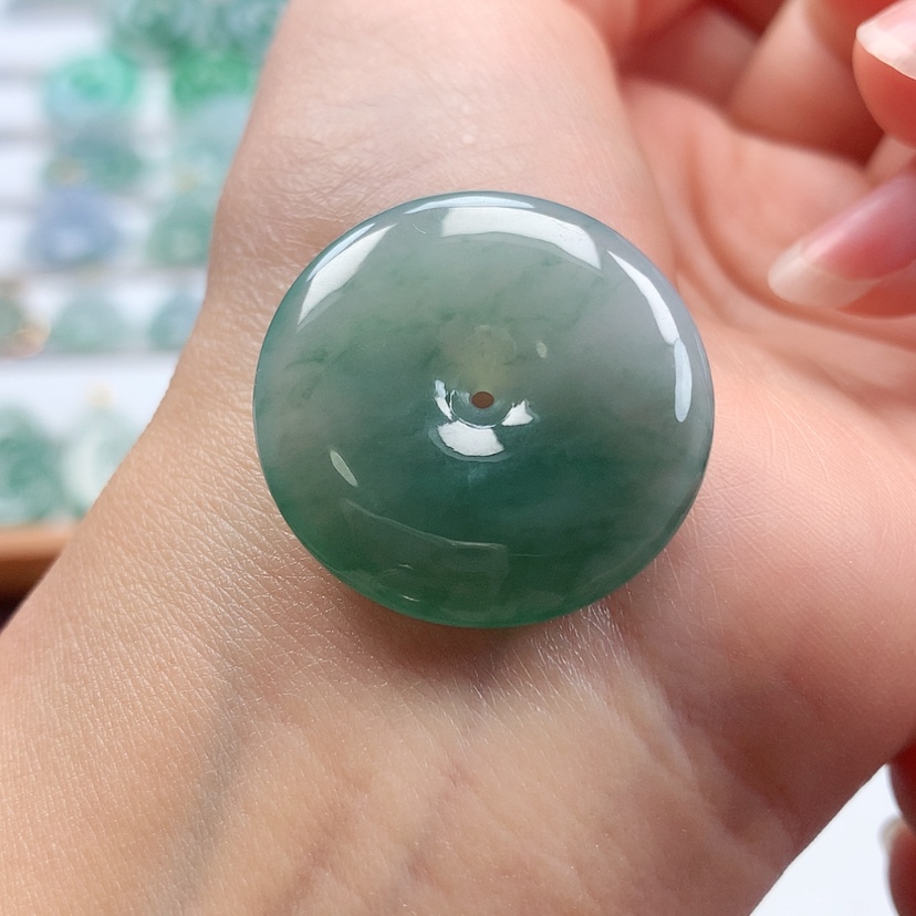 【闪购商品】翡翠吊坠(不含链)未镶嵌