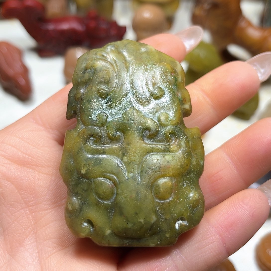 白玉菩提吊坠白玉菩提吊坠