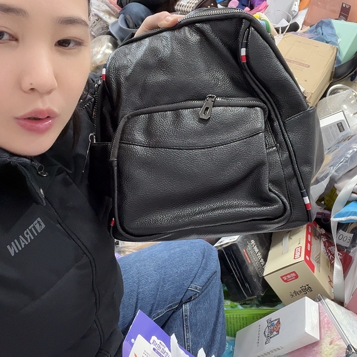 蚕丝鱼皮（革）黄牛剖层皮革袋鼠皮（革）绵羊皮（革）