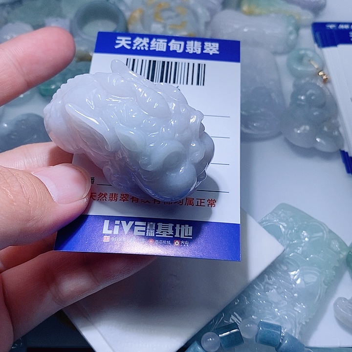 翡翠未镶嵌颈饰天光墟翡翠市场现金代购