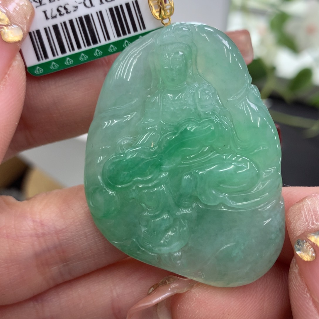 翡翠吊坠(不含链)18K金镶嵌