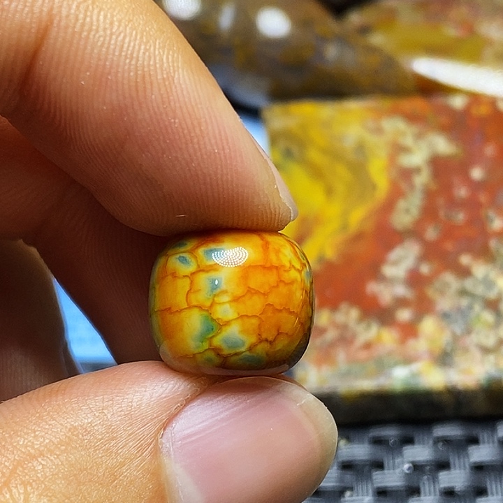 开***颖玛瑙/玉髓未镶嵌颈饰