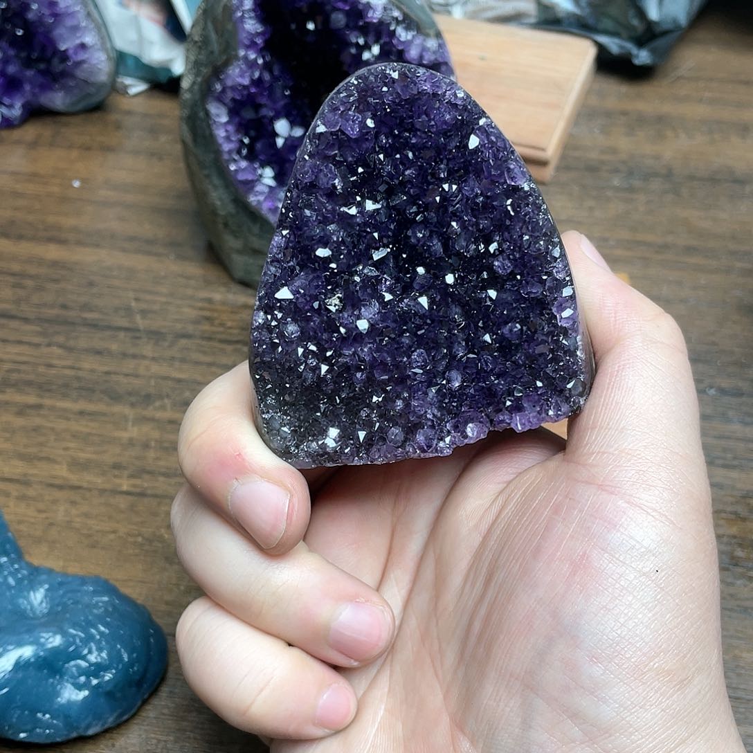 紫晶大型摆件（非配饰）未镶嵌