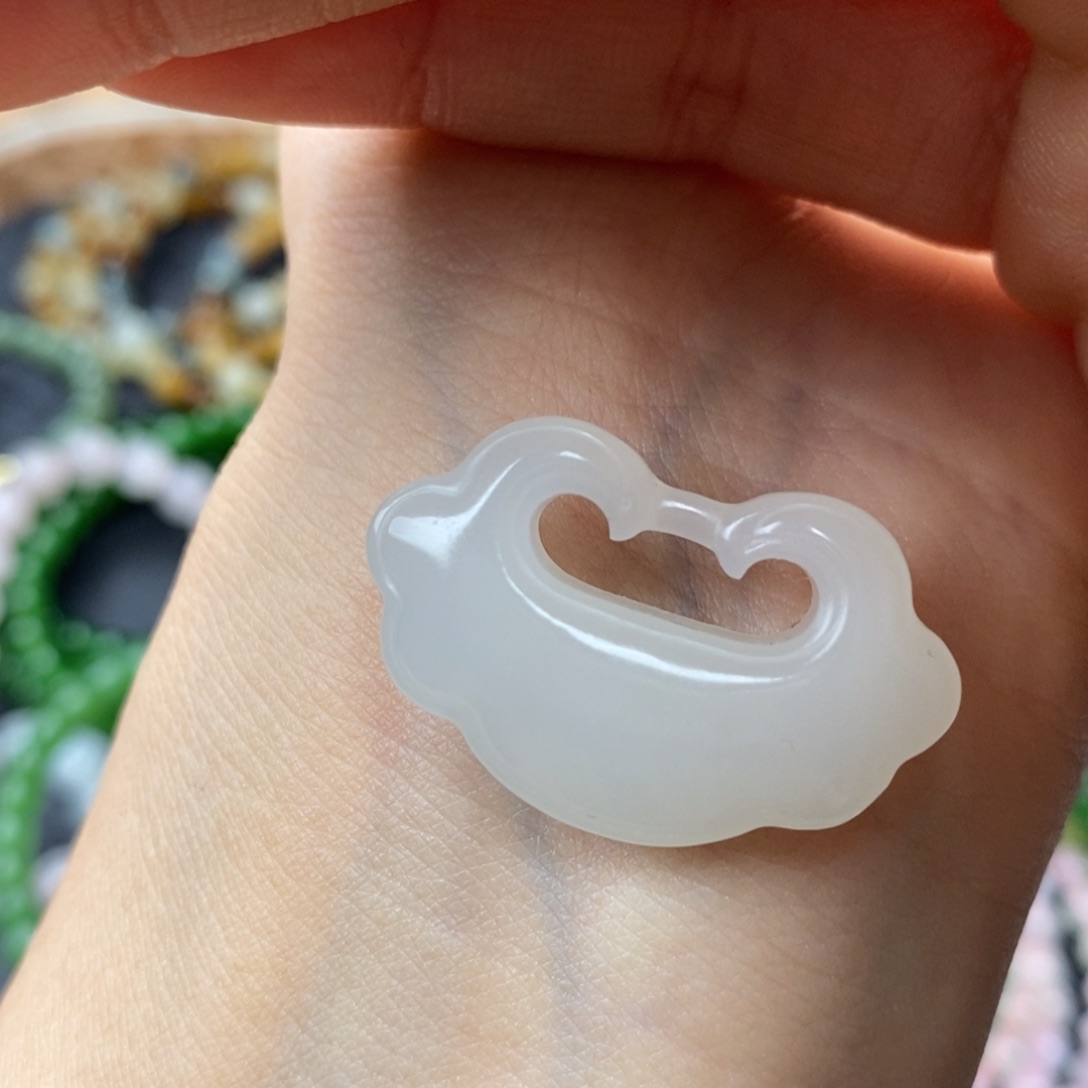 和田玉白玉如意锁未镶嵌