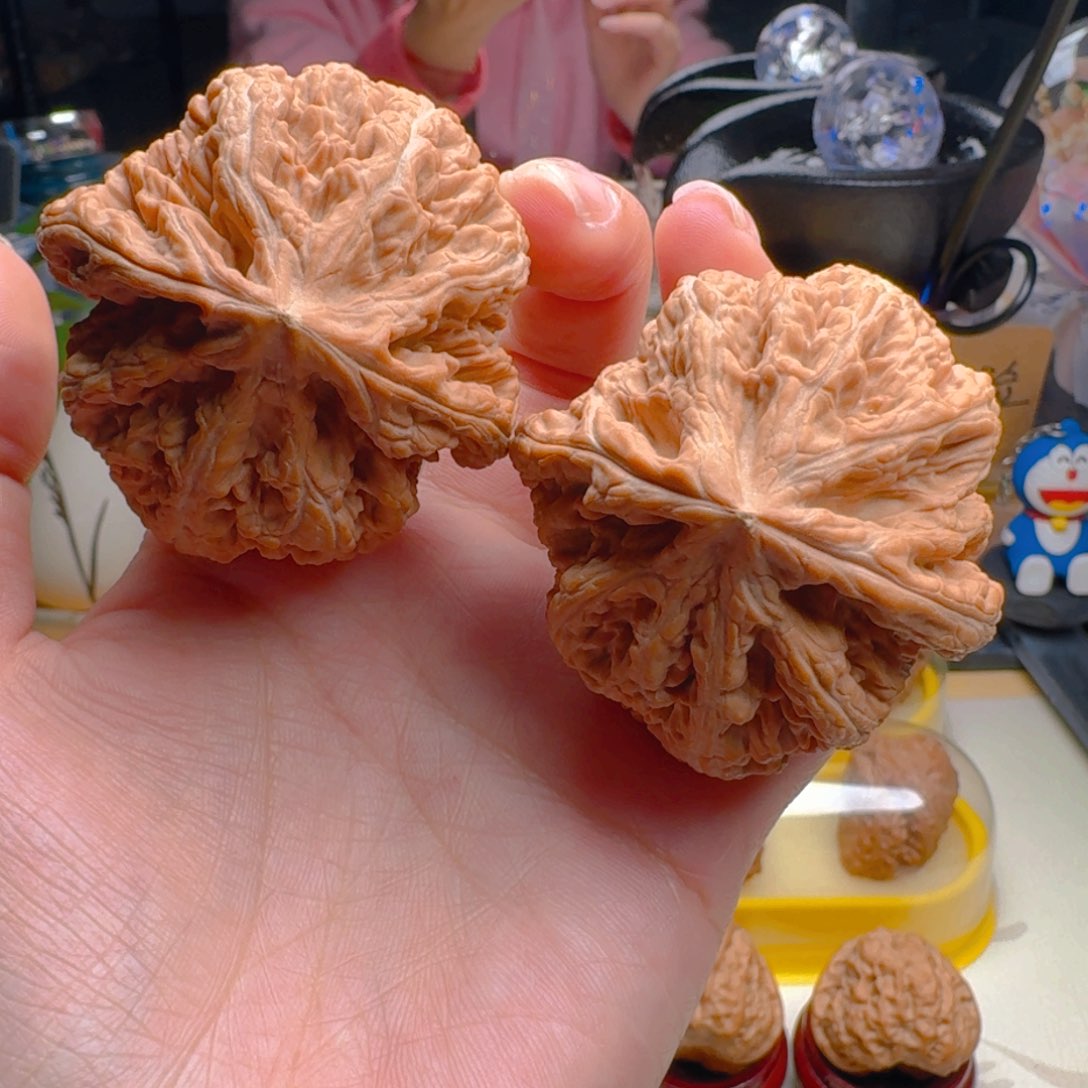 核桃把件70克50尺大粗筋