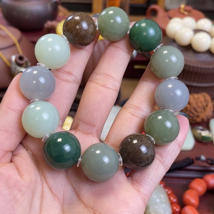 和田玉颈饰未镶嵌手