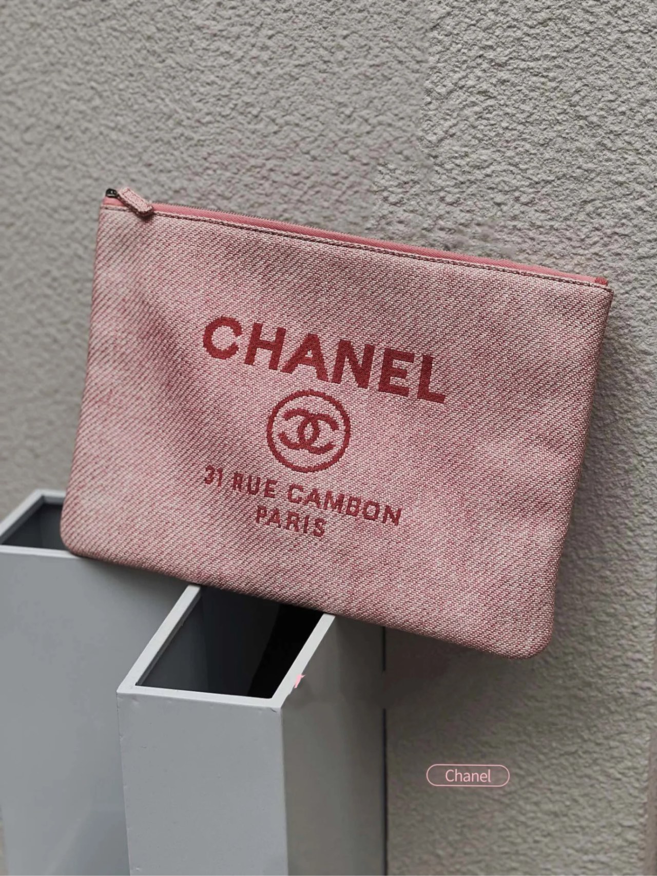 95新 Chanel/香奈儿 展会外场   粉色编织沙滩手包 34cm 