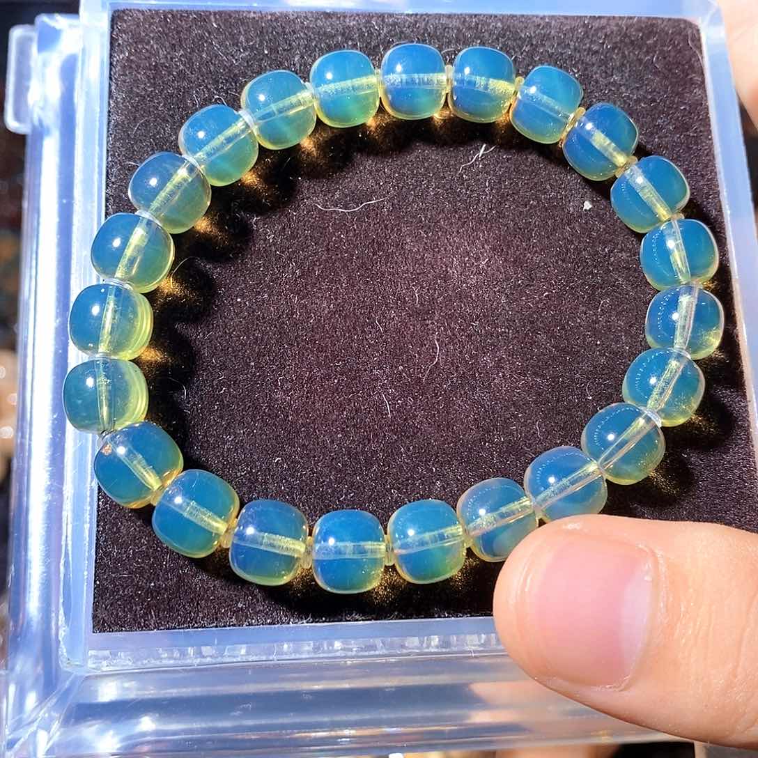 未镶嵌琥珀珠宝奇石