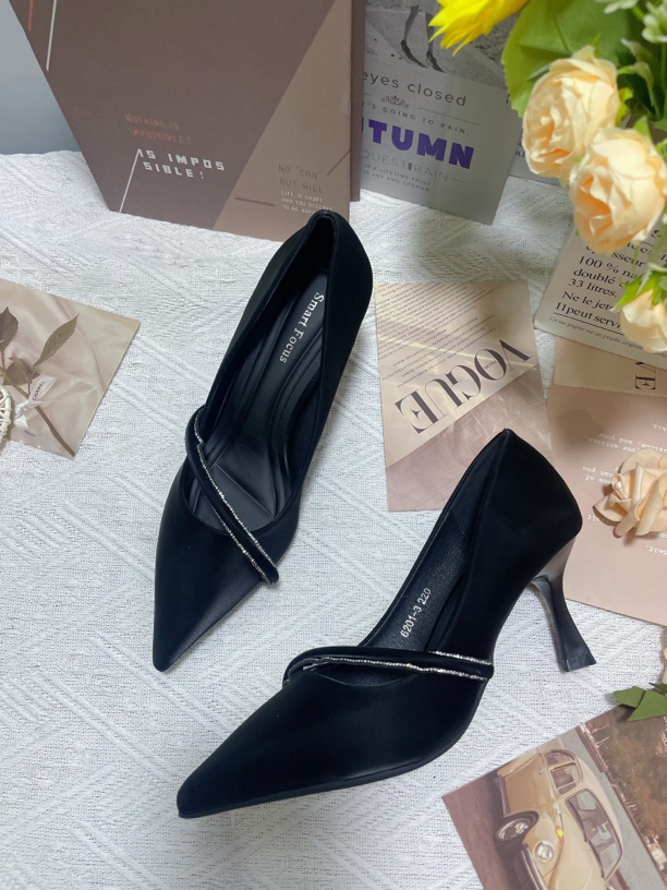 黑色尖头水钻轻奢性感高跟鞋6201-3