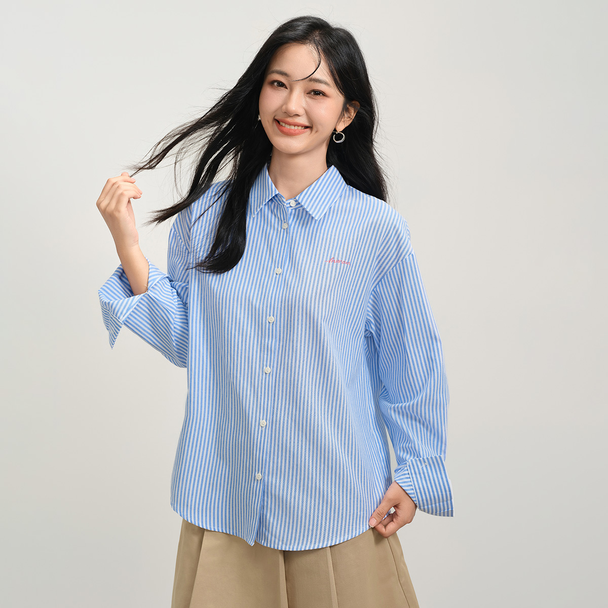 【终狂欢季】茵曼26春季法式通勤条纹长袖衬衫女百搭宽松叠穿衬衣