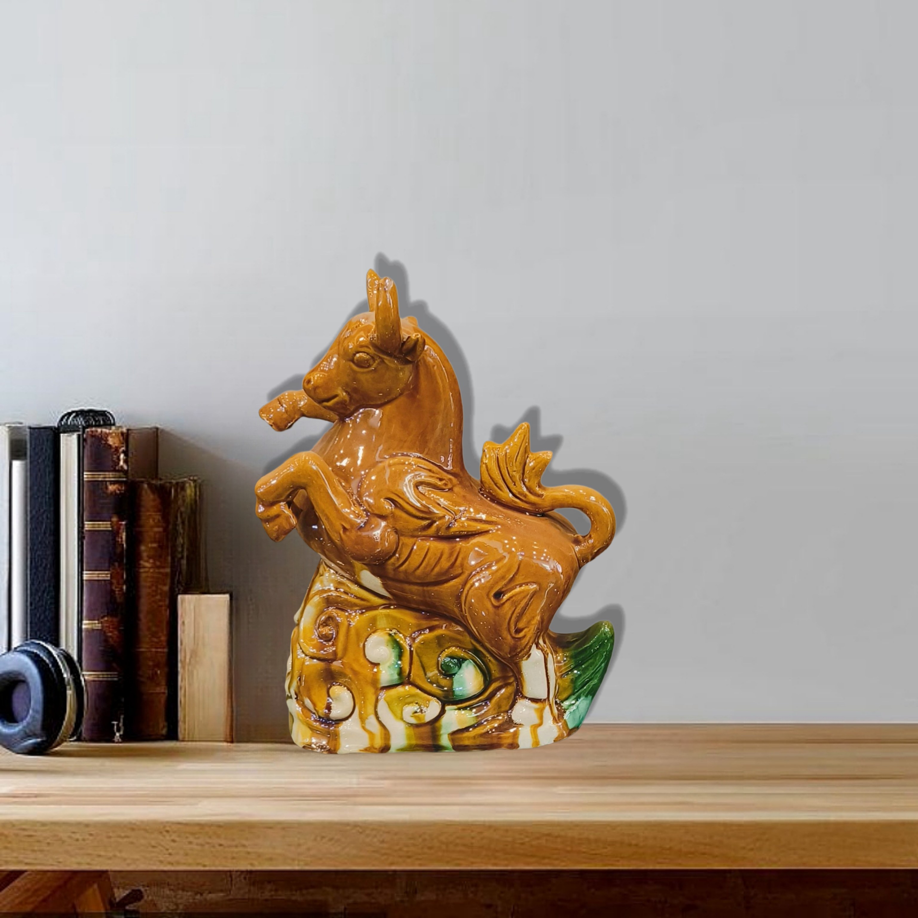 唐三彩牛气冲天飞牛小号陶瓷工艺礼品客厅装饰书房办公室博古摆件