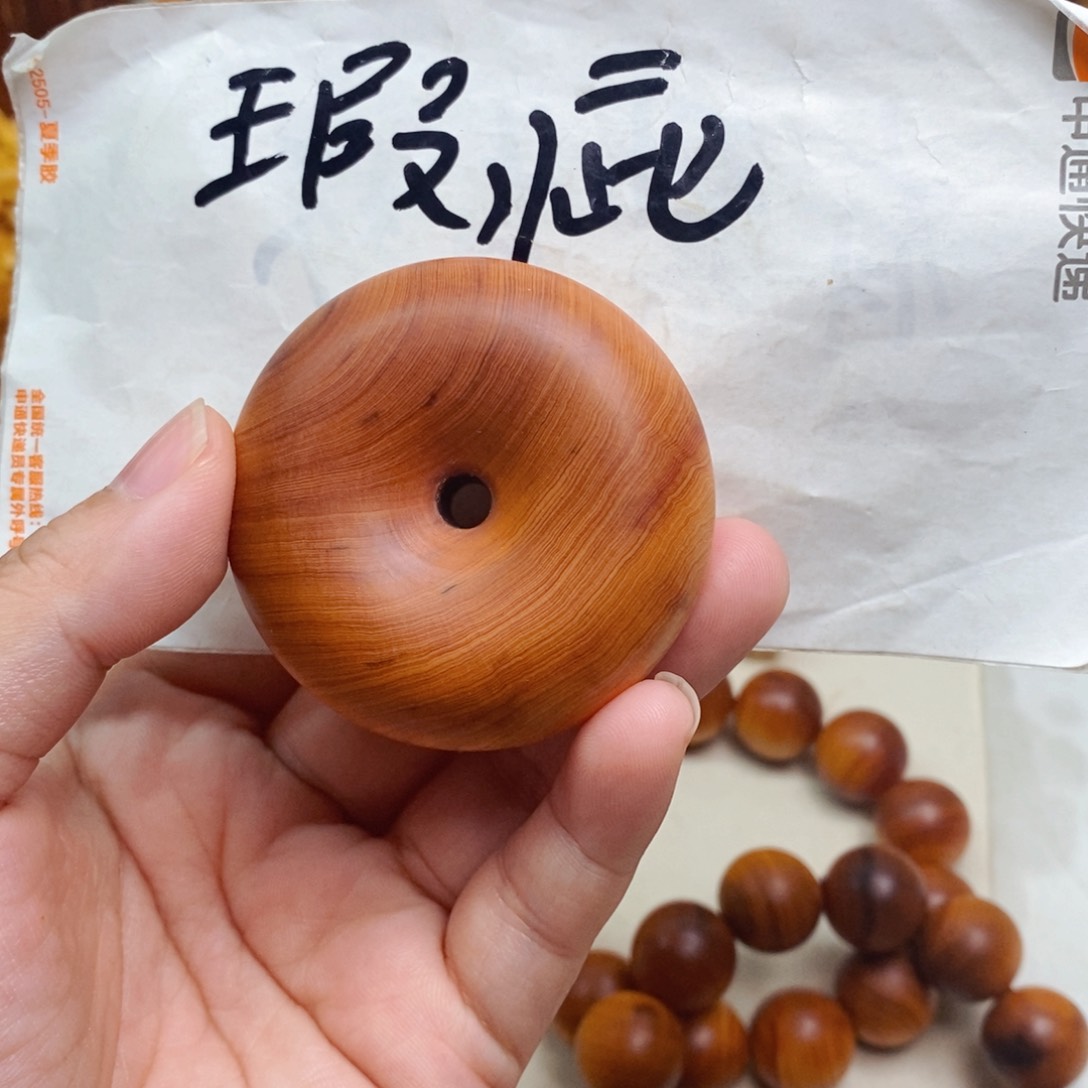 柏木（崖柏）瑕疵2