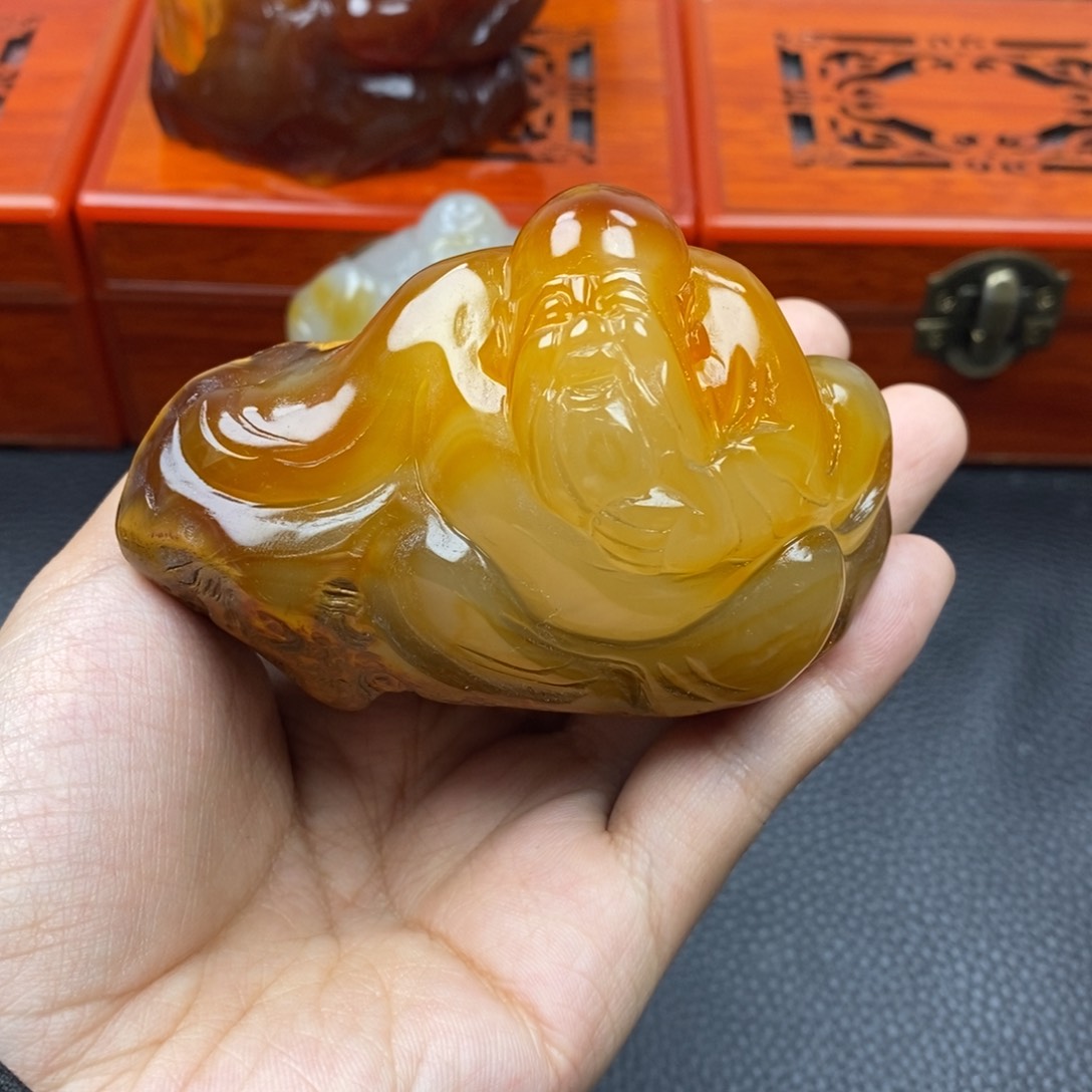 玛瑙/玉髓未镶嵌摆件猪*