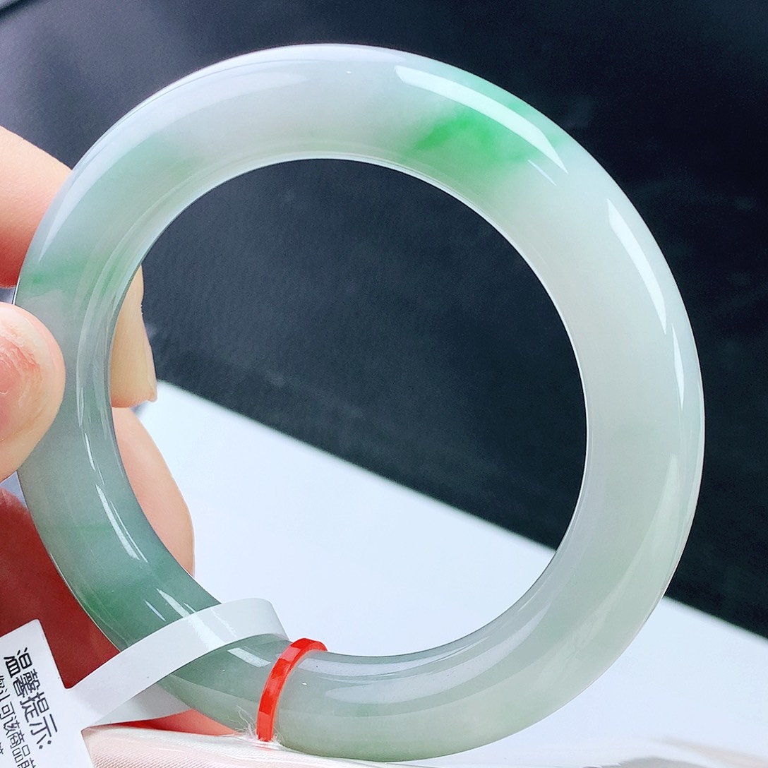 未镶嵌手镯翡翠56胖