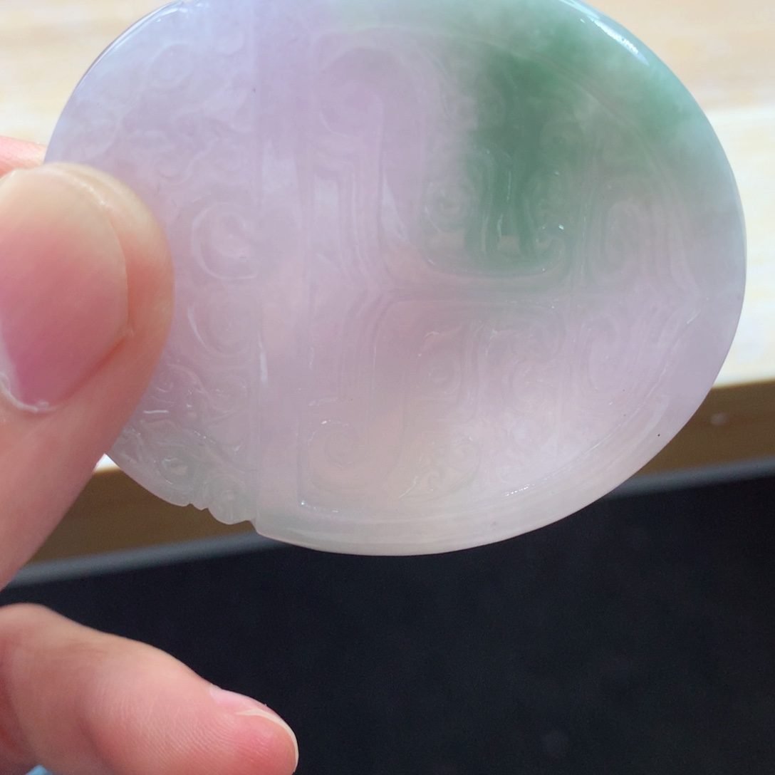 翡翠颈饰未镶嵌吊坠