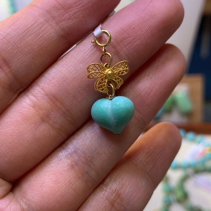 绿松石18K金镶嵌吊坠