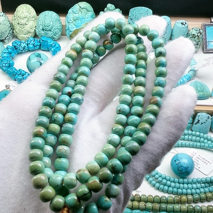 绿松石配饰未镶嵌