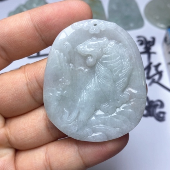 颈饰未镶嵌翡翠翡翠