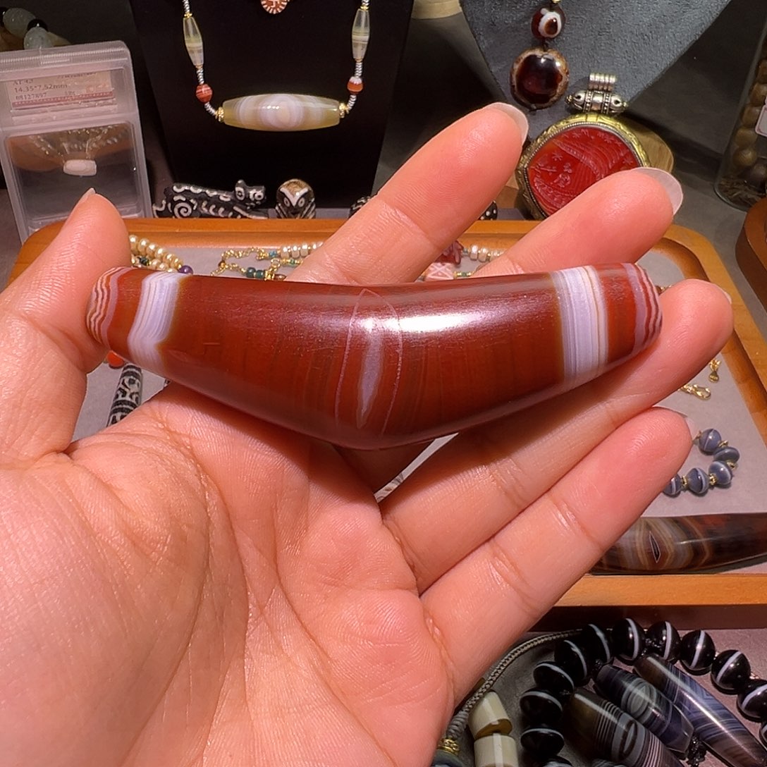 李***.树脂制品大牛角珠飞机珠