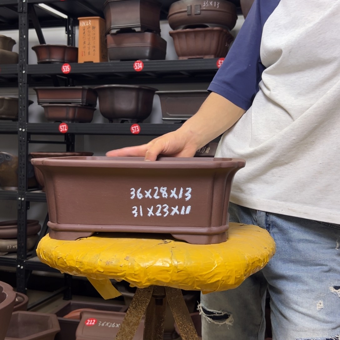 紫砂花盆呜呜呜呜