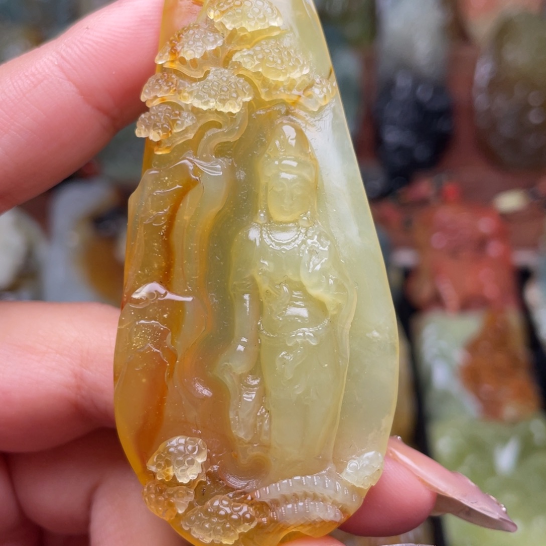 未镶嵌蛇纹石玉颈饰
