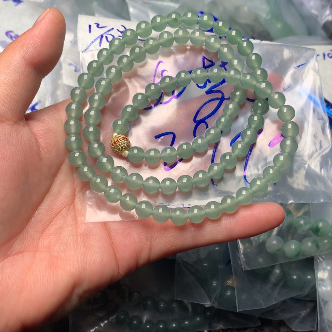 定制翡翠未镶嵌如**年