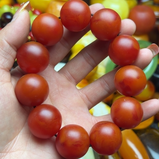 琥珀手串未镶嵌蜜蜡