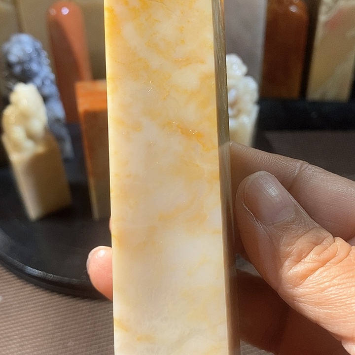 巴林石印石杨巴林石雕刻工艺