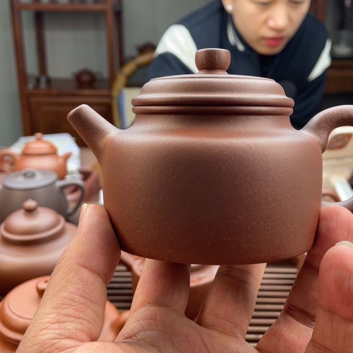 紫砂茶壶鹏****8轻微问题