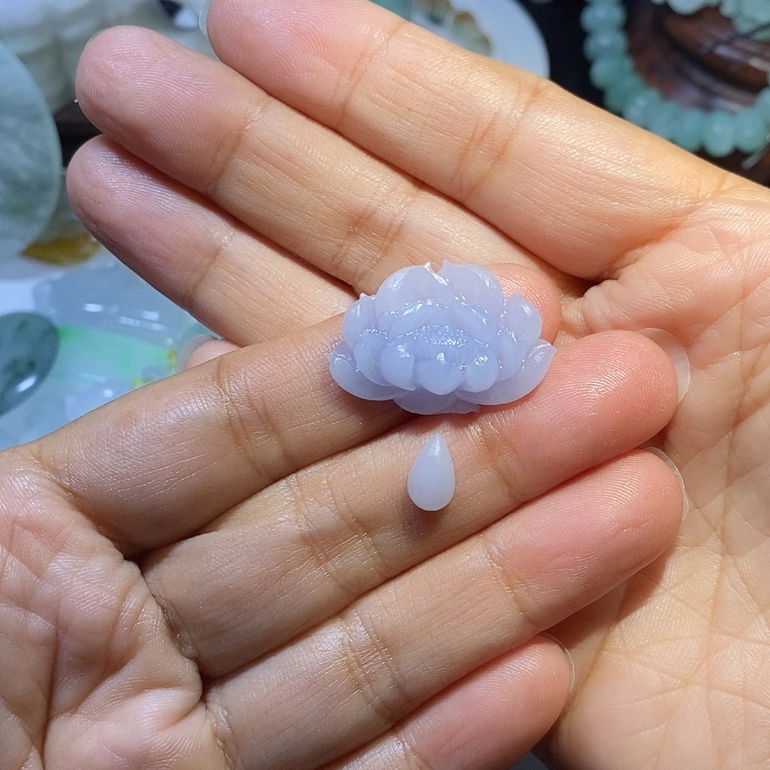 秀***身定制翡翠未镶嵌紫花