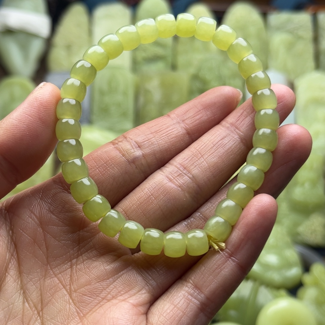 和田玉未镶嵌手串